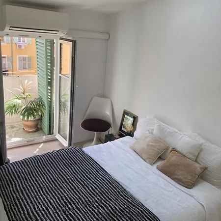 Deux Pieces Dans Le Quartier Du Port * Nizza