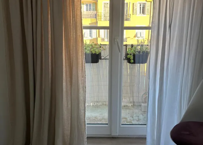 Deux Pieces Dans Le Quartier Du Port * نيس